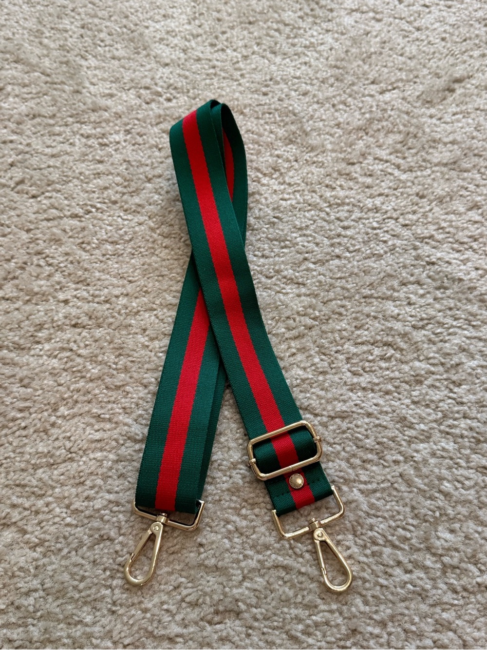 🔹 NWOT Adj Dark Green & Red Stripe Purse Strap | Gold Hardware Pom Pom London - Picture 3 of 6